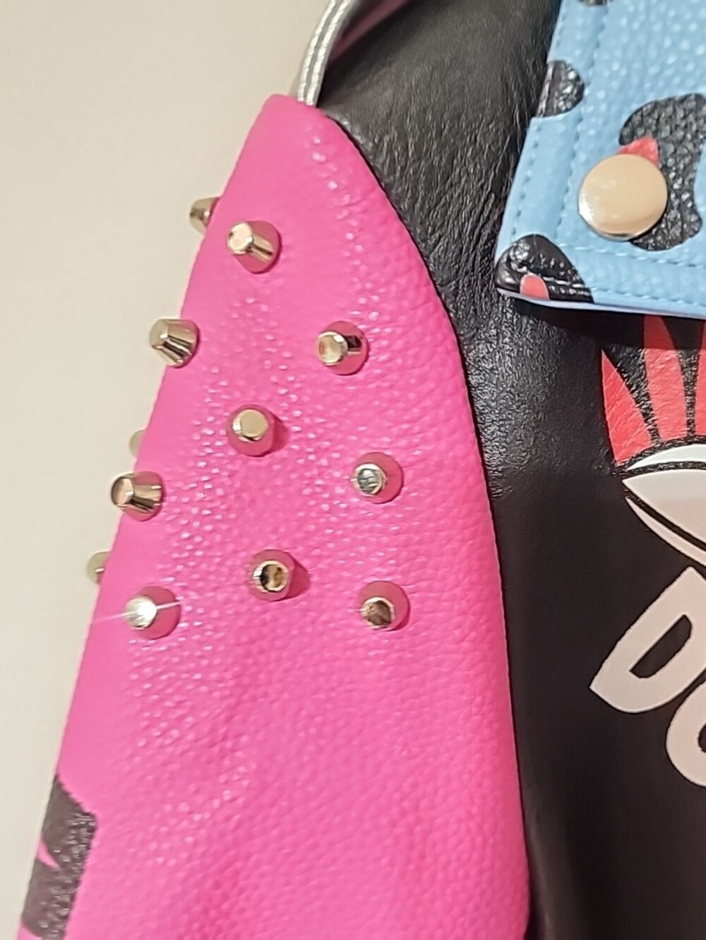 Azalea Wang pink and black faux leather studded graffiti moto jacket. - Picture 7 of 8